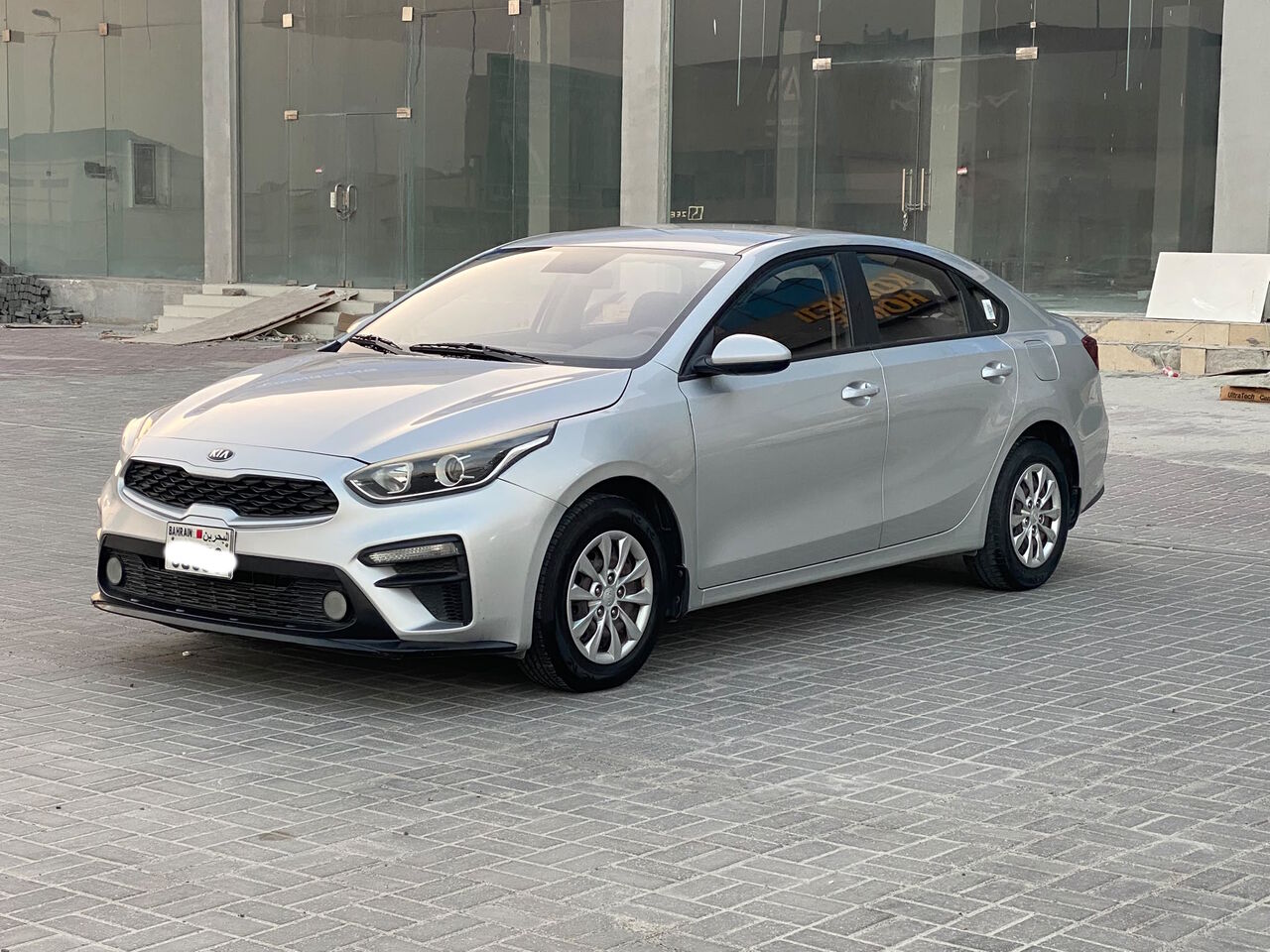 Manama, Vehicles, Cars & Trucks , BHD 3600,  Kia Cerato,  2021,  Automatic,  137000 KM,    (Silver)