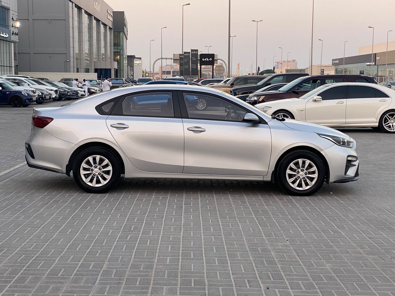 Manama, Vehicles, Cars & Trucks , BHD 3600,  Kia Cerato,  2021,  Automatic,  137000 KM,    (Silver)