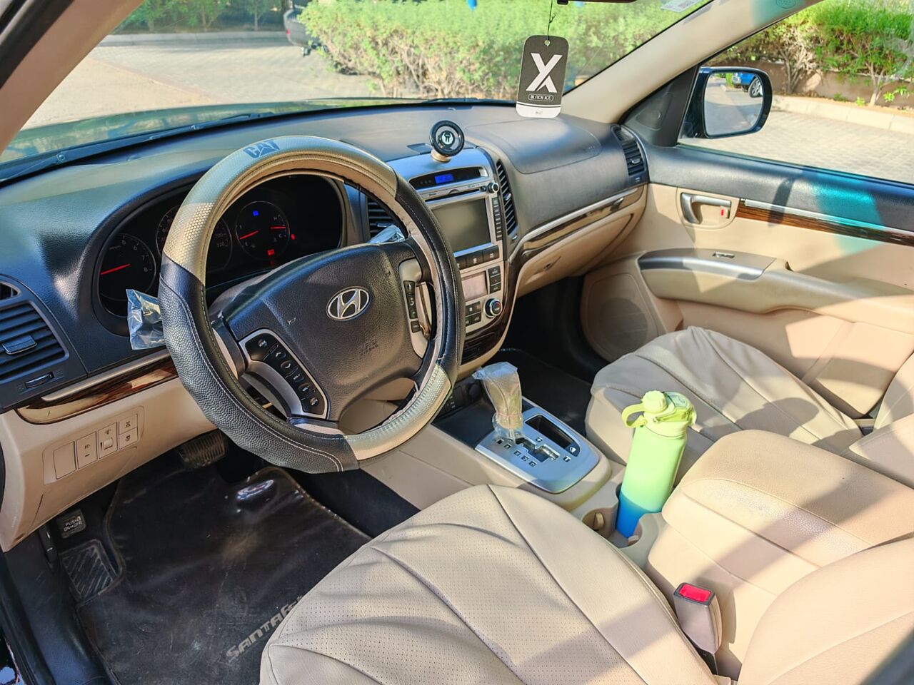 Riyadh, Vehicles, Cars & Trucks , SAR 27000,  Hyundai Santa Fe,  2012,  Automatic,  286000 KM,    Full Option Very Good Car ..