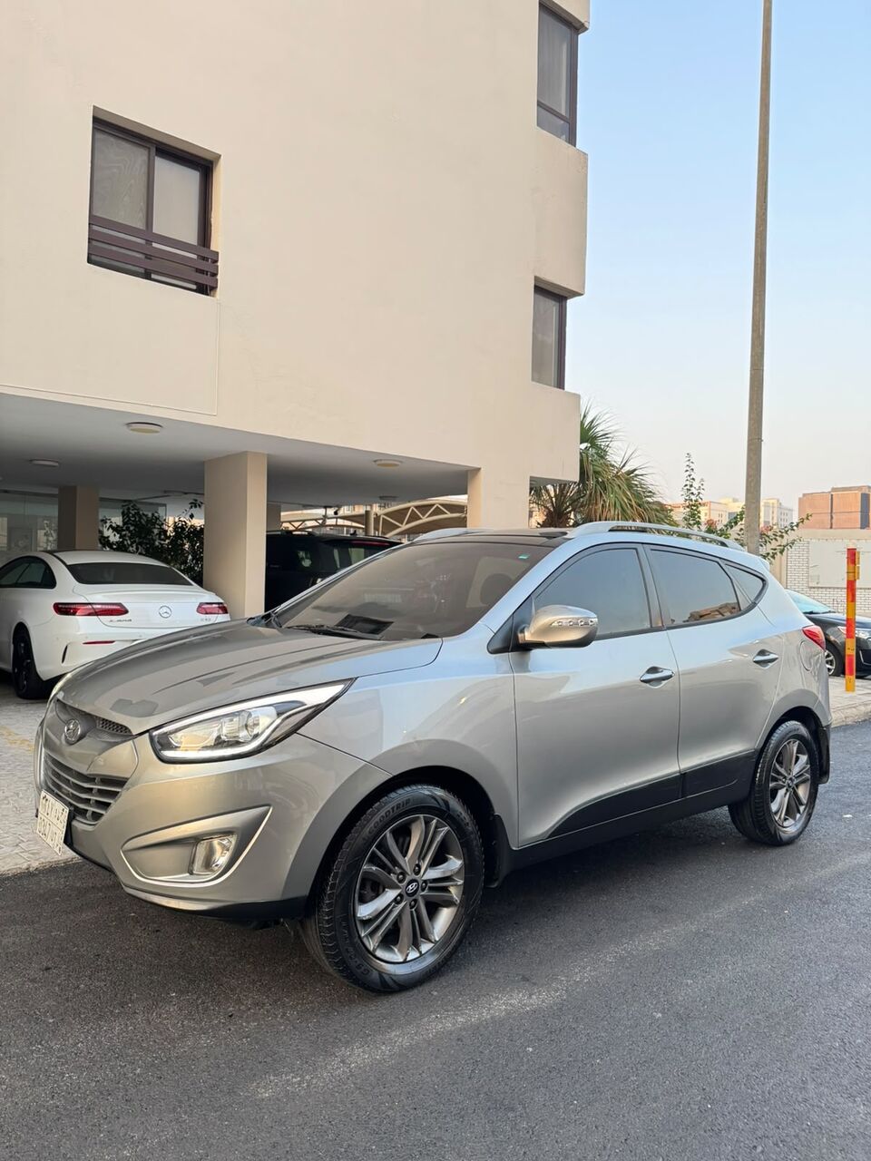 Jeddah, Vehicles, Cars & Trucks , SAR 31000,  Hyundai Tucson,  2015,  Automatic,  300 KM,