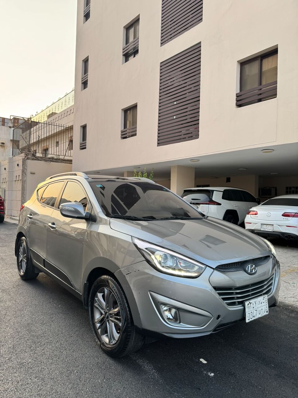 Jeddah, Vehicles, Cars & Trucks , SAR 31000,  Hyundai Tucson,  2015,  Automatic,  300 KM,