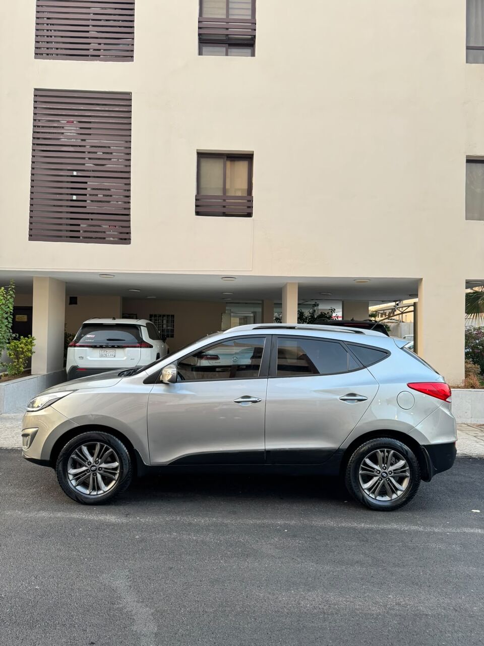 Jeddah, Vehicles, Cars & Trucks , SAR 31000,  Hyundai Tucson,  2015,  Automatic,  300 KM,