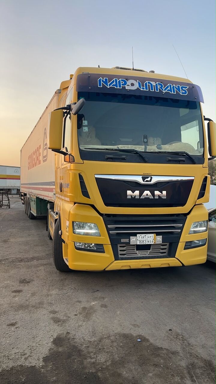 Riyadh, Cargo, Trailer With Refrigerator