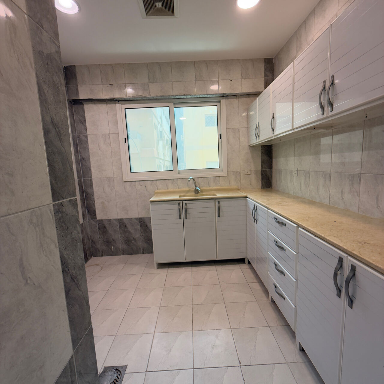 Khobar, Apartments, Flats, Houses & Villas, SAR 22500/year,  2 BR,  Family Flat
