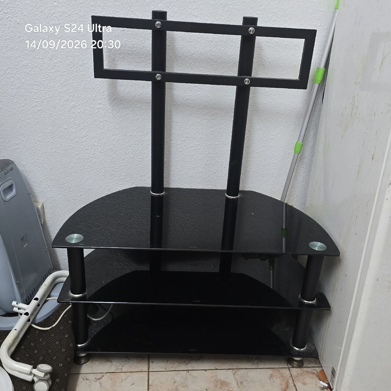 Jubail, Furniture, SAR 350,  TV Stand So Strong Light Used