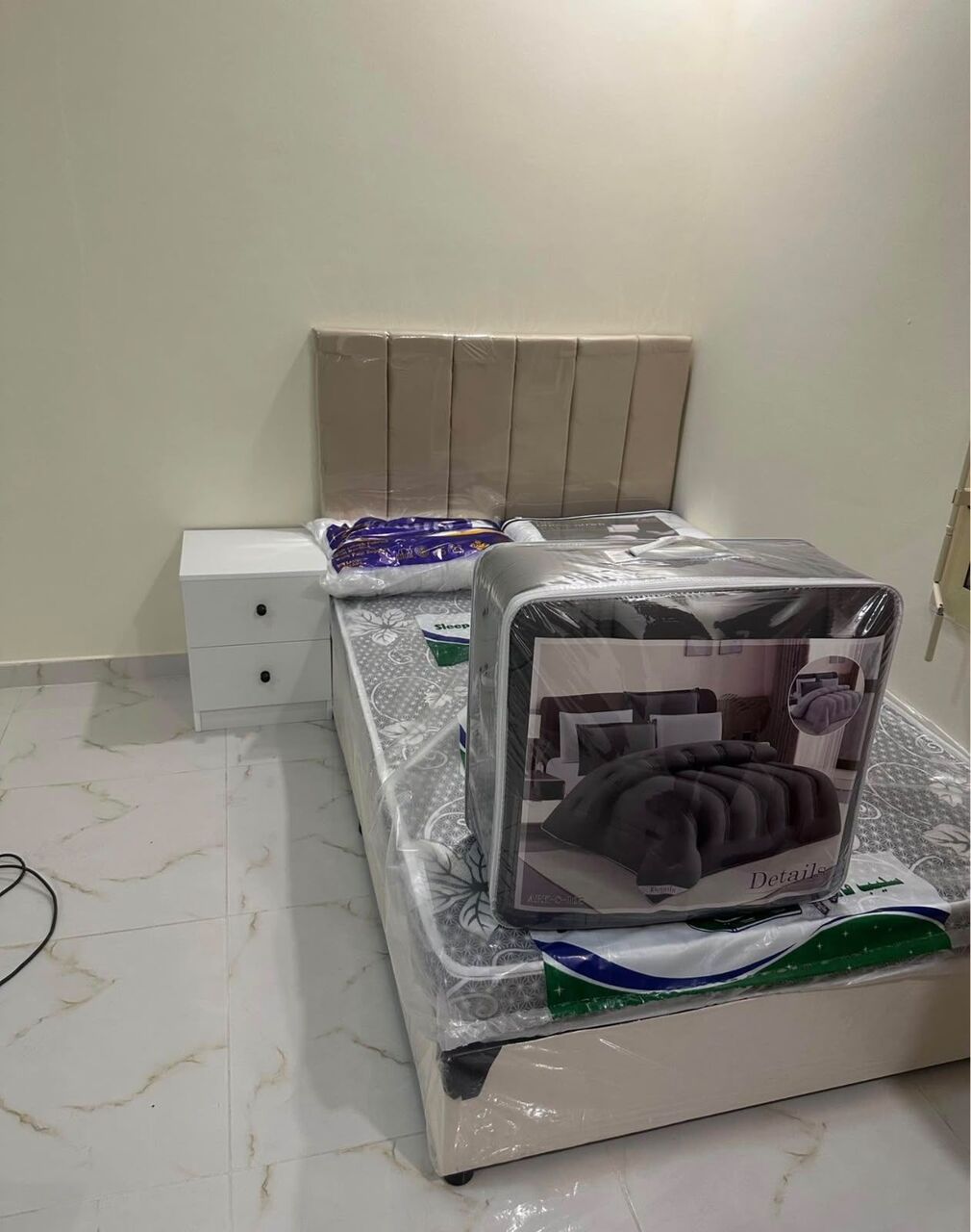 Jeddah, Furniture, SAR 400,  Medium Bed Are Available In Multiple Colors And Designs