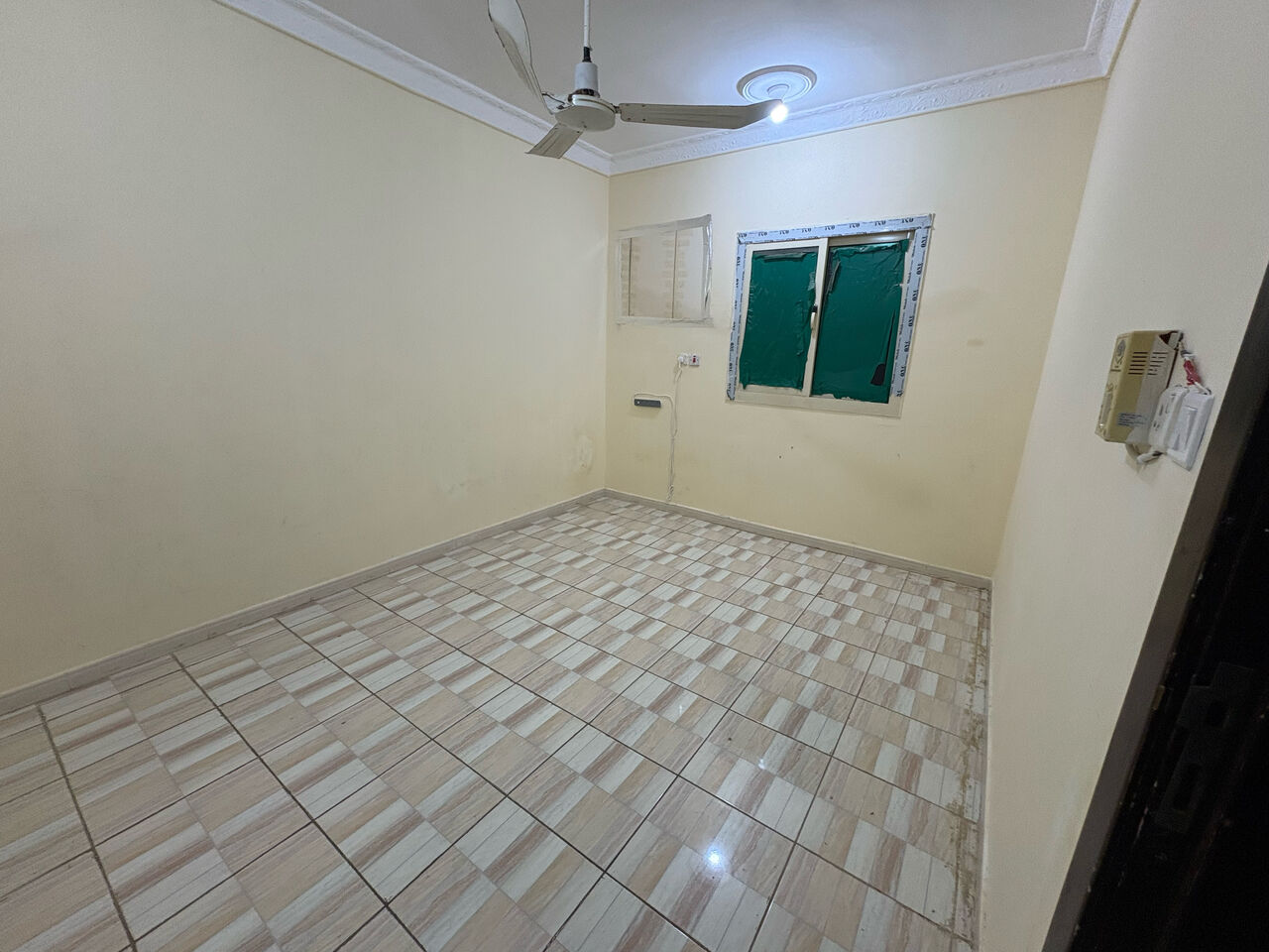 Jeddah, Rooms for Rent, SAR 1200/year,  Room For Rent