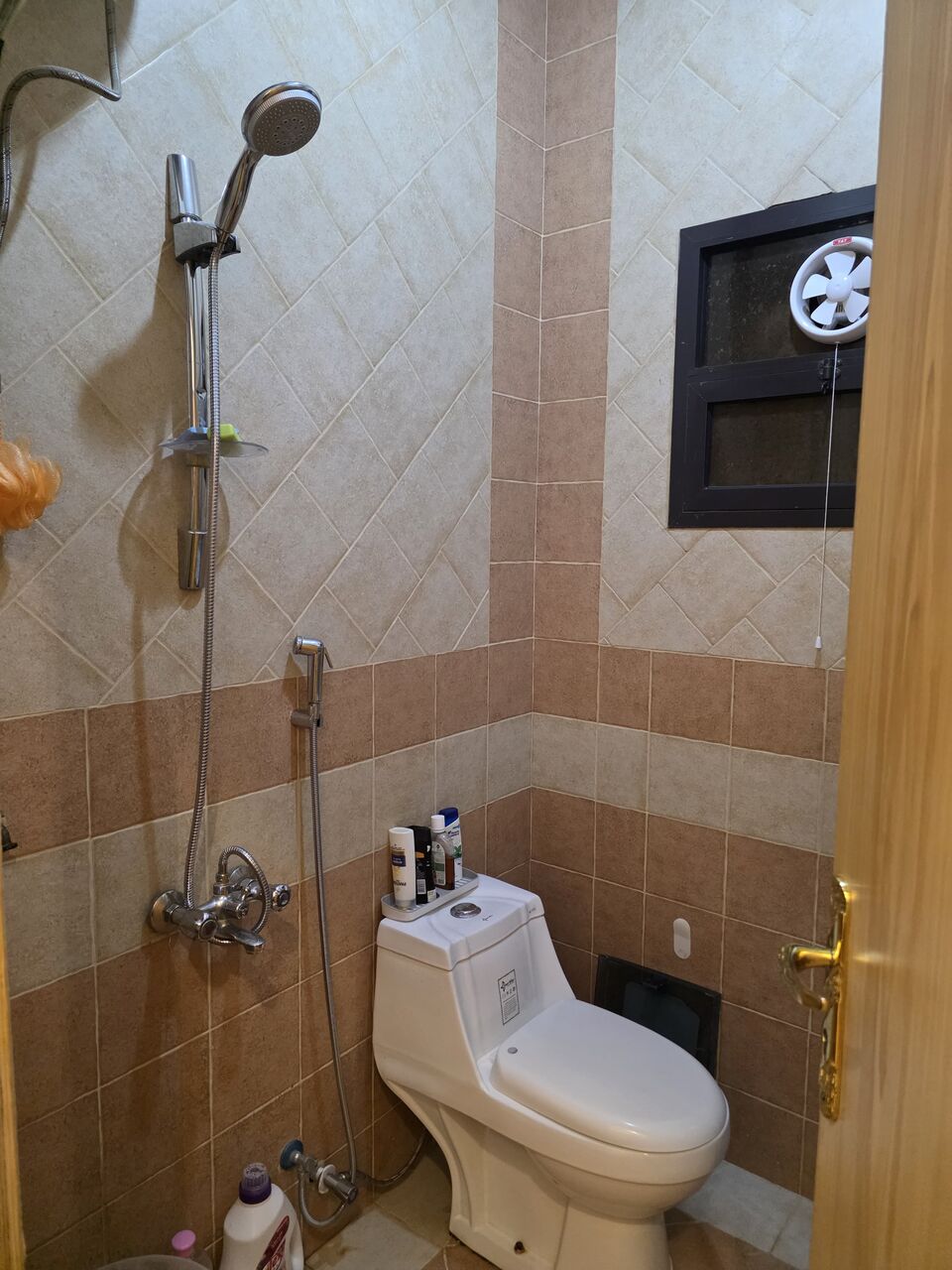 Olaya, Rooms for Rent, SAR 20000/year,  One Big Size Room With Washroom