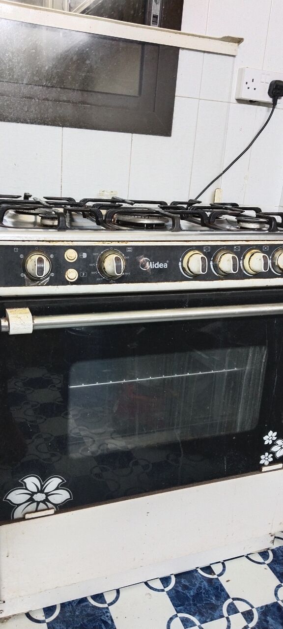 Mahooz, Household Items, BHD 35,  Cooking Range For Sale