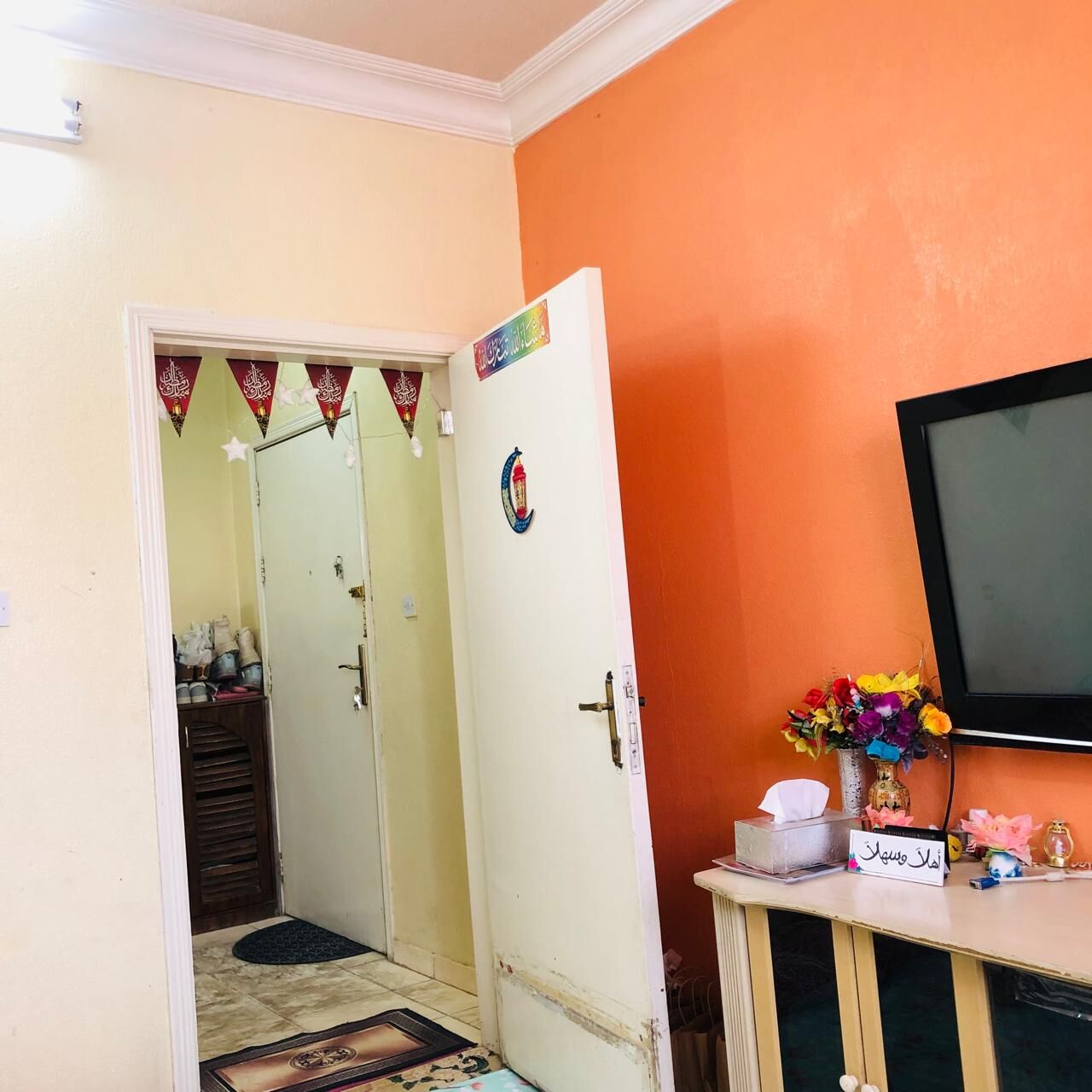 Riyadh, Housing Exchanges, SAR 1500/month,  1 BR,  Offering Neat And Clean Furnished Room For Executive Bachelor