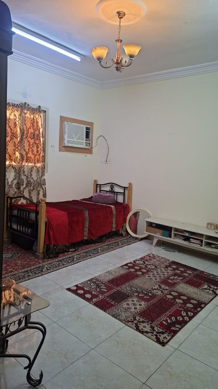 Dammam, Rooms for Rent, SAR 1500/month,  Furnished,  In A Family Flat One Room For Rent Semi Furnished