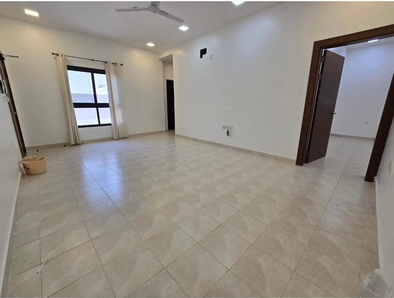 Jidhafs, Apartments, Flats, Houses & Villas, BHD 190/year,  2 BR,  RENT - JEBLAT HABASHI