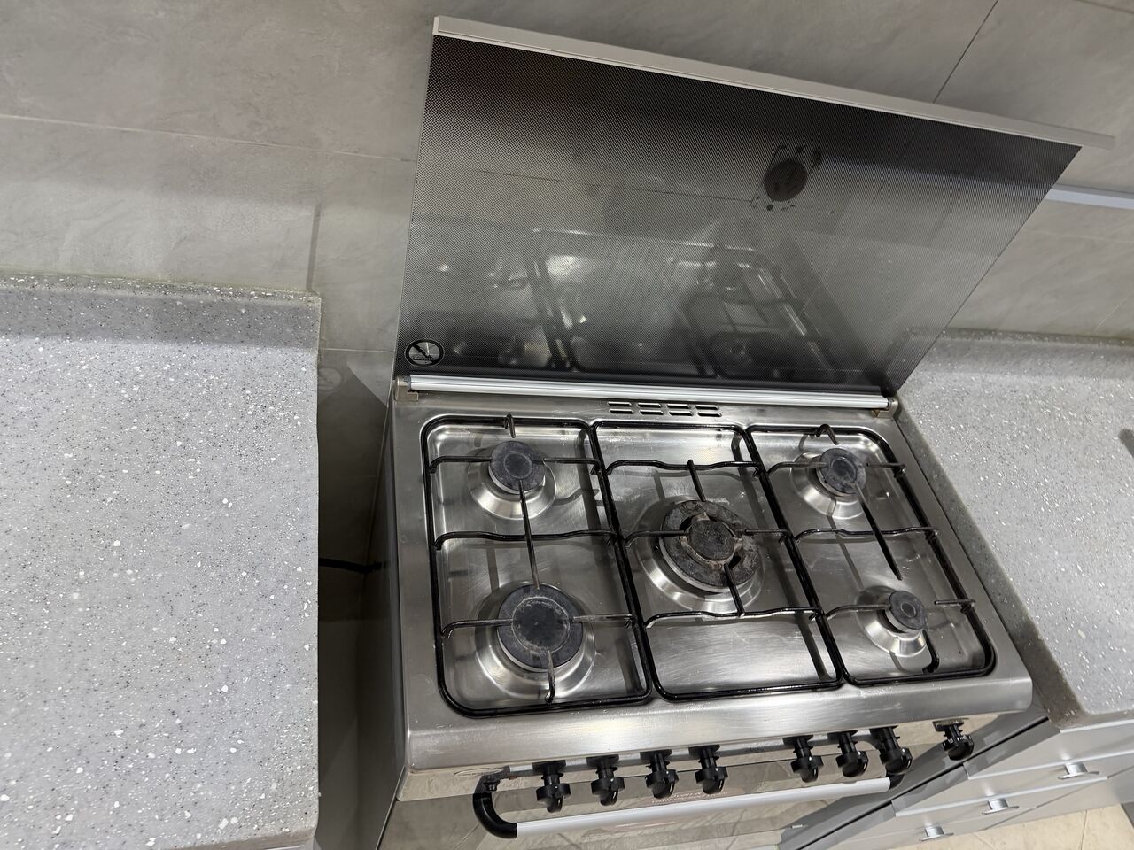 Khobar, Household Items, SAR 800,  Gas Stove With Oven, Glemgas Brand