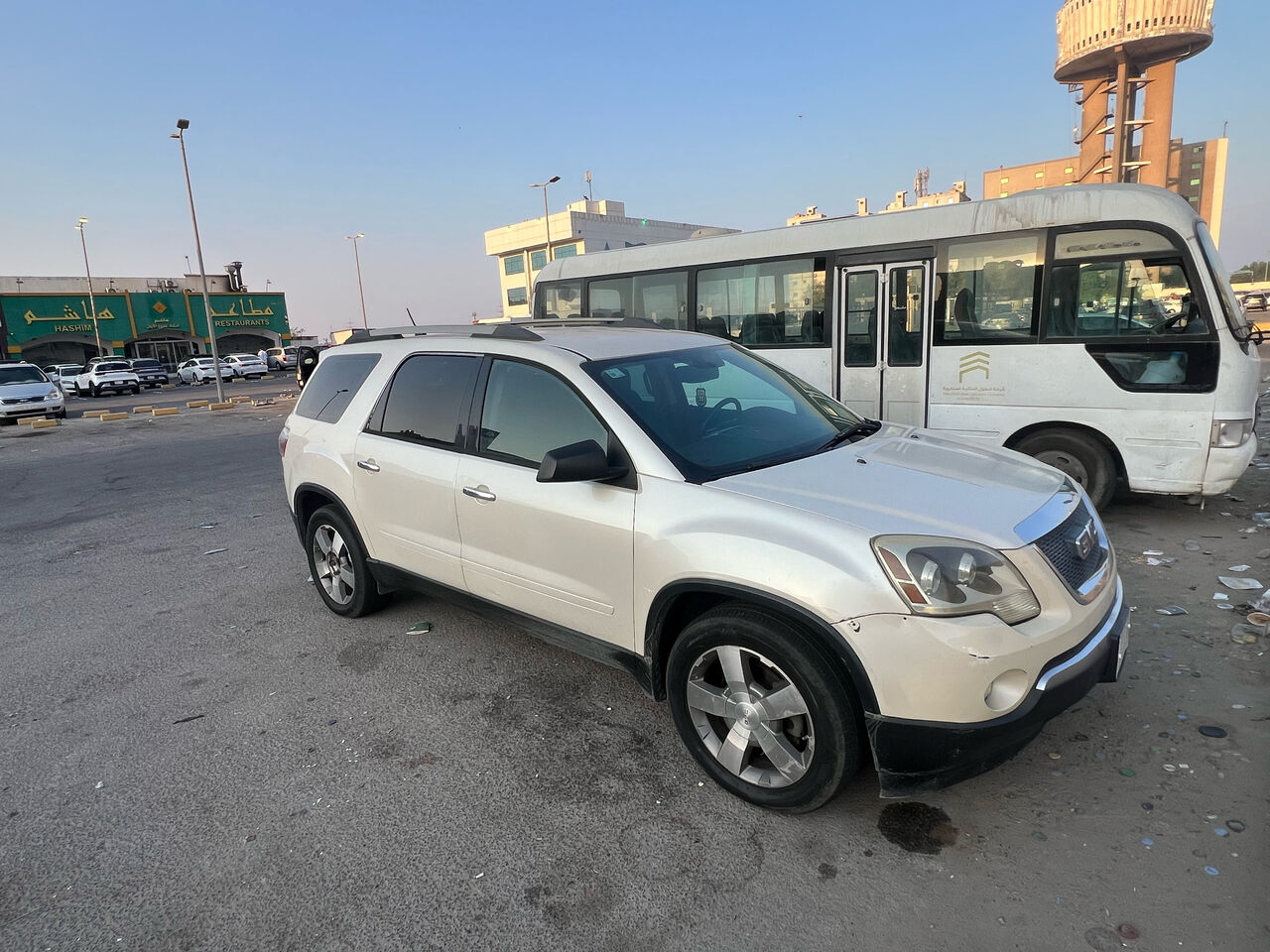 Jubail, Vehicles, Cars & Trucks , SAR 22000,  Gmc Acadia,  2010,  Automatic,  325800 KM,   For Sale SAR 22000