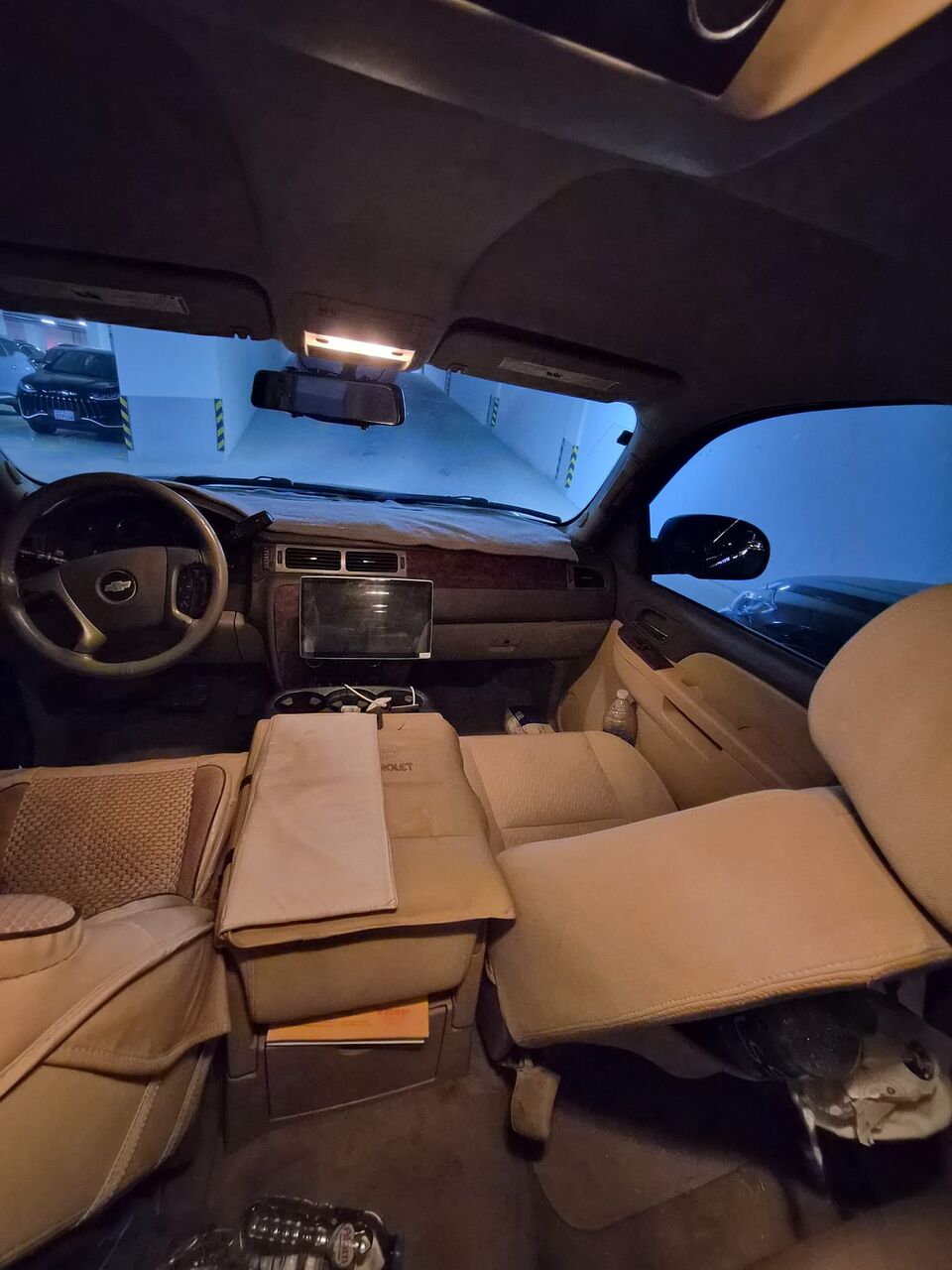 Manama, Vehicles, Cars & Trucks , BHD 4250,  Chevrolet 1500,  2014,  Automatic,  250000 KM,  Suburban