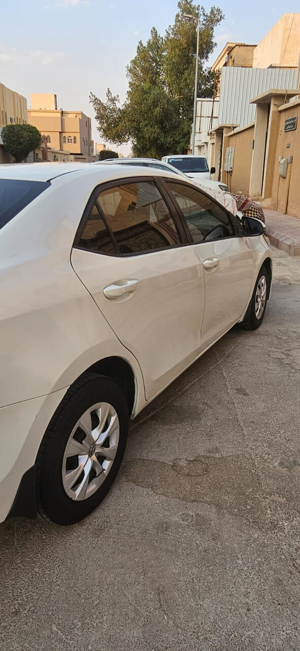 Riyadh, Vehicles, Cars & Trucks , SAR 33000,  Toyota Corolla,  2015,  Automatic,  270200 KM,  ,  Neat And Clean