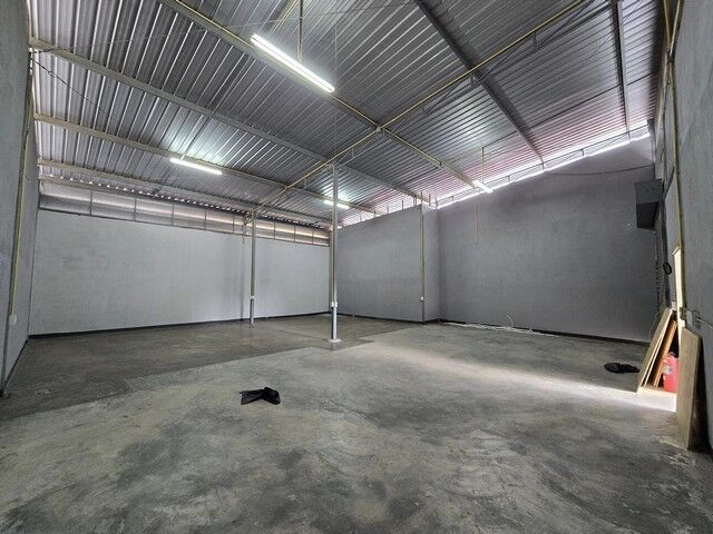 Bangkok, Villas, THB 38000,  90 Sq. Feet,  ให้เช่าโกดังที่จอดรถ 3 คัน 1 ป้อมยาม เ