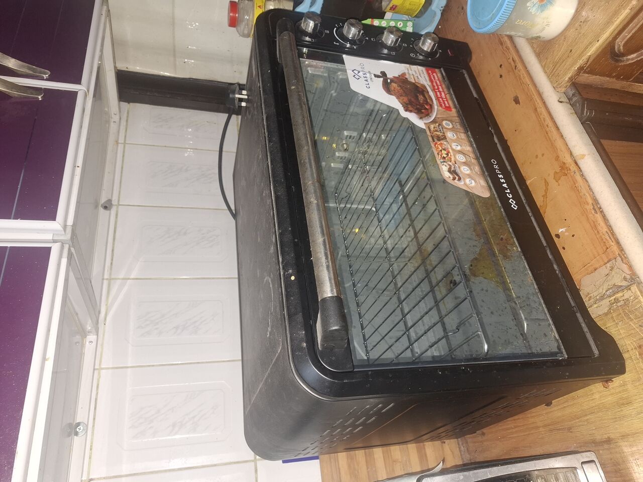 Dammam, Appliances, SAR 400,  Oven For Sale At Dammam