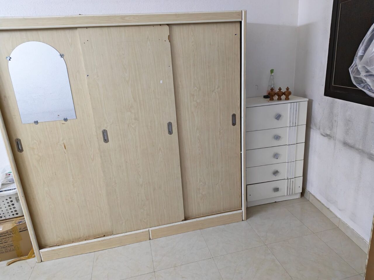 Hara, Rooms for Rent, SAR 1200/month,  Offering A Room For Executive Bachelor Near Capital Restaurant - Hara