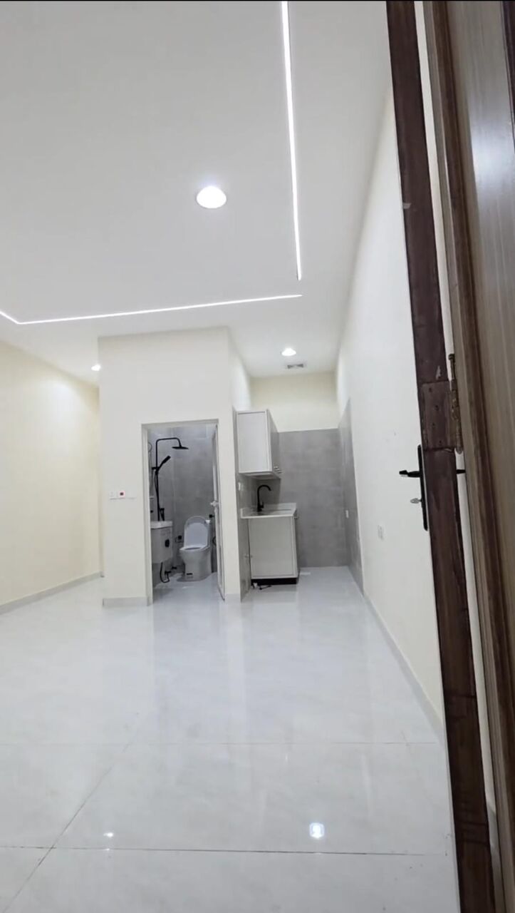 Al Malaz, Apartments, Flats, Houses & Villas, SAR 32000/year,  1 BR,  1BHK Family Apartment Available In Al Malaz Jarir