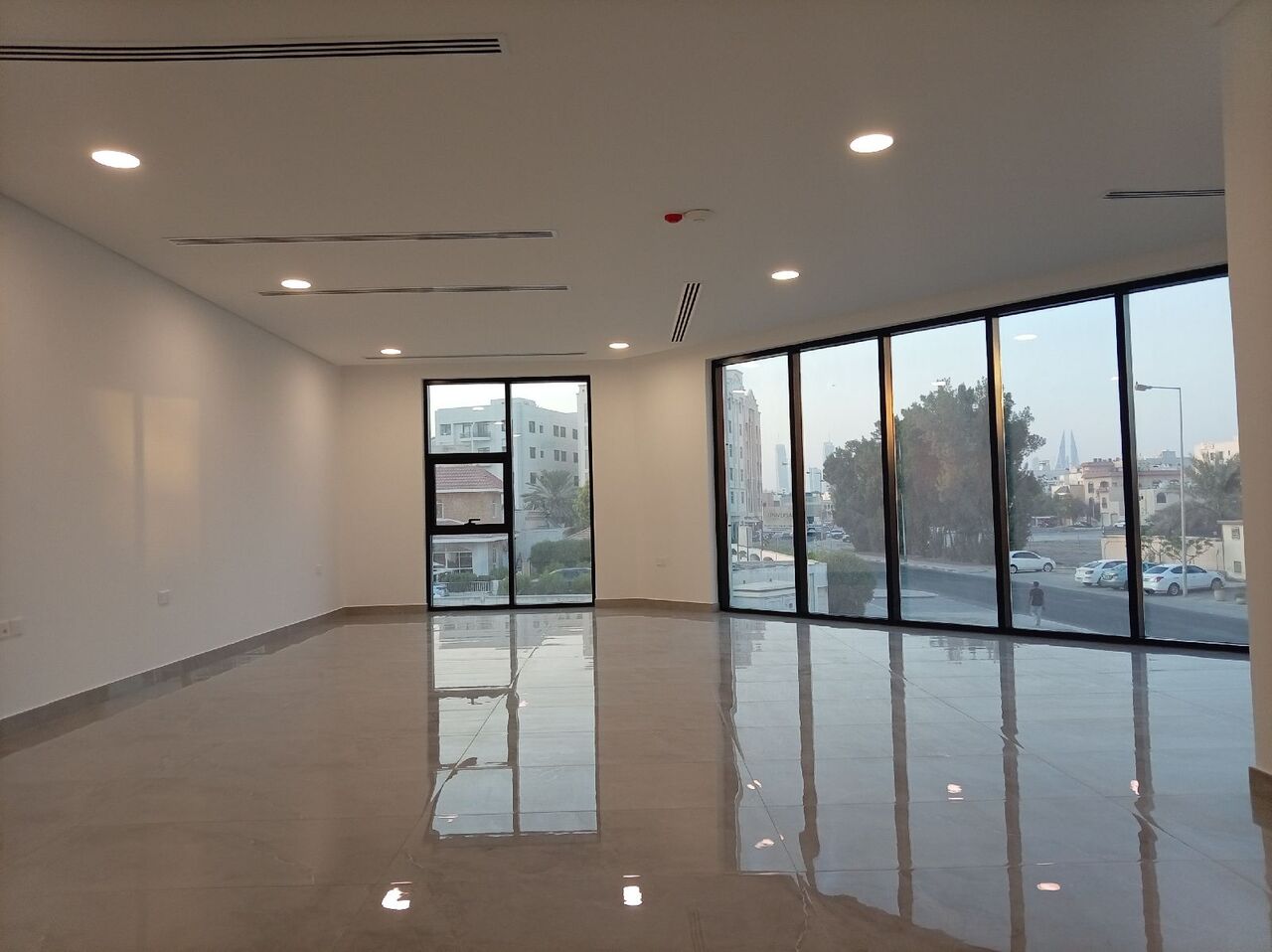 Manama, Apartments, Flats, Houses & Villas, BHD 400/year,  3 BR,  B, New Commercial Office For Rent In : Sagaya