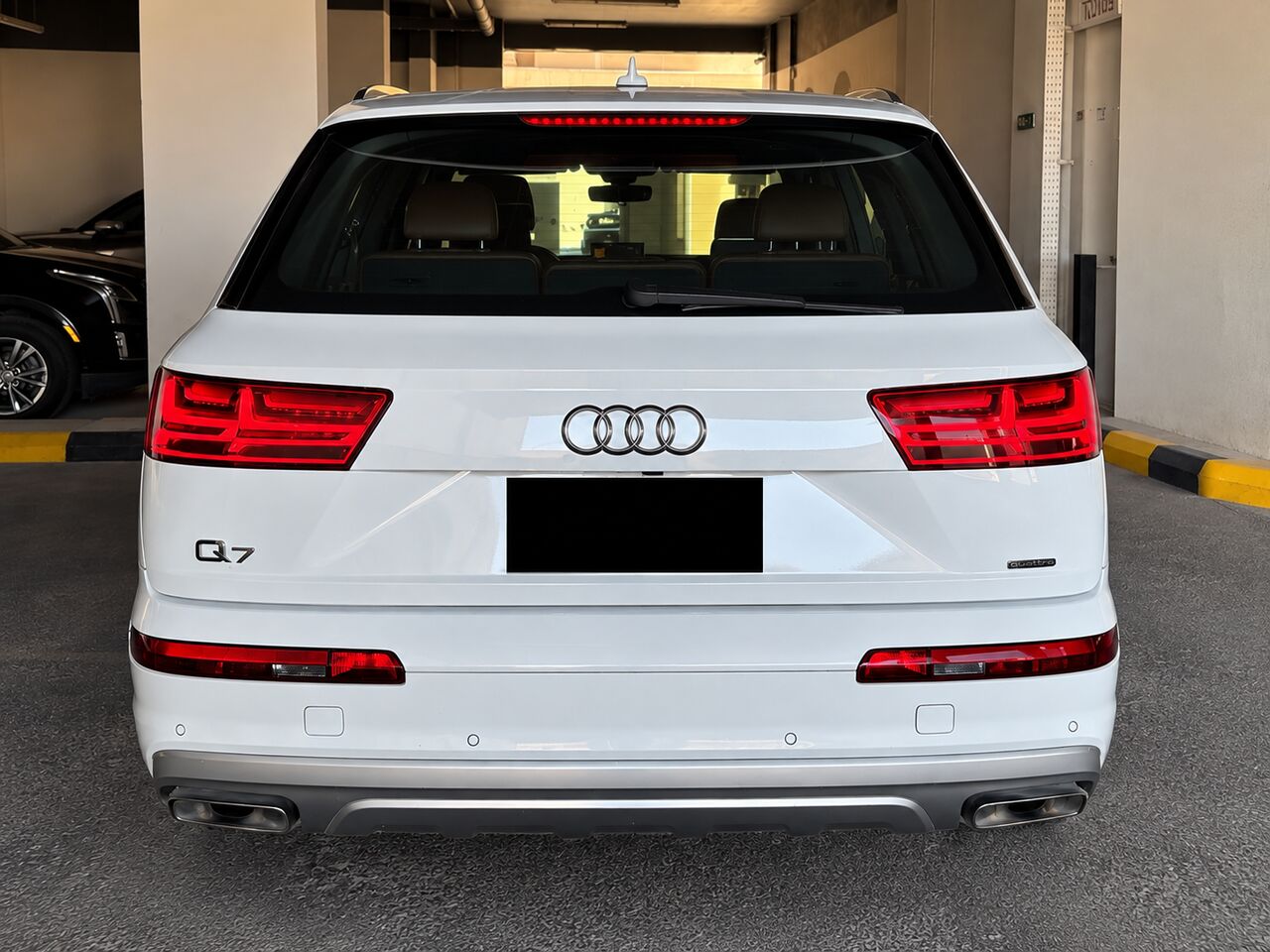Khobar, Vehicles, Cars & Trucks , SAR 85000,  Audi Q7,  2016,  Automatic,  189218 KM,    Quattro | 7 Seater | Panoramic Roof | SAR 85,000