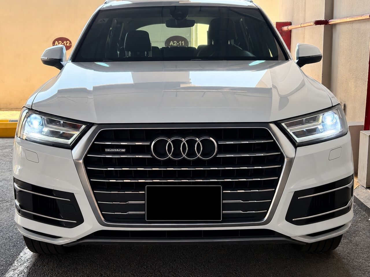 Khobar, Vehicles, Cars & Trucks , SAR 85000,  Audi Q7,  2016,  Automatic,  189218 KM,    Quattro | 7 Seater | Panoramic Roof | SAR 85,000