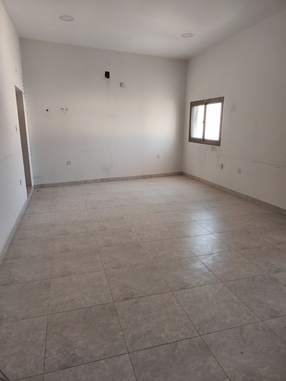 Sitra, Apartments, Flats, Houses & Villas, BHD 150/month,  2 BR,  2 Bhk Flat For Rent In Sitra BD 150/- Exc Ewa
