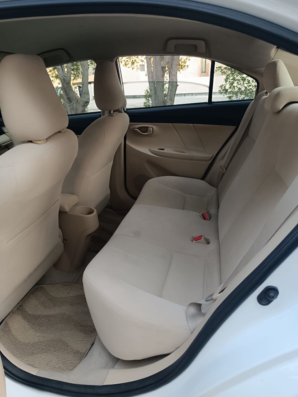 Muharraq, Vehicles, Cars & Trucks , BHD 2700,  TOYOTA YARIS,  2017,  Automatic,  97000 KM,  ENIGNE 1.3