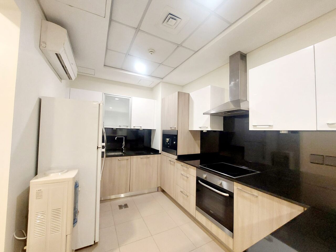Manama, Apartments, Flats, Houses & Villas, BHD 450/month,  Furnished,  2 BR,  LUXURY FURNISHED TWO BEDROOM FLAT FOR RENT IN UM AL HASSAM