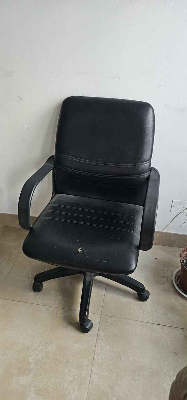 Hidd, Furniture, Sofa, Dining Table, Gas, King Size Bed, Wardrob