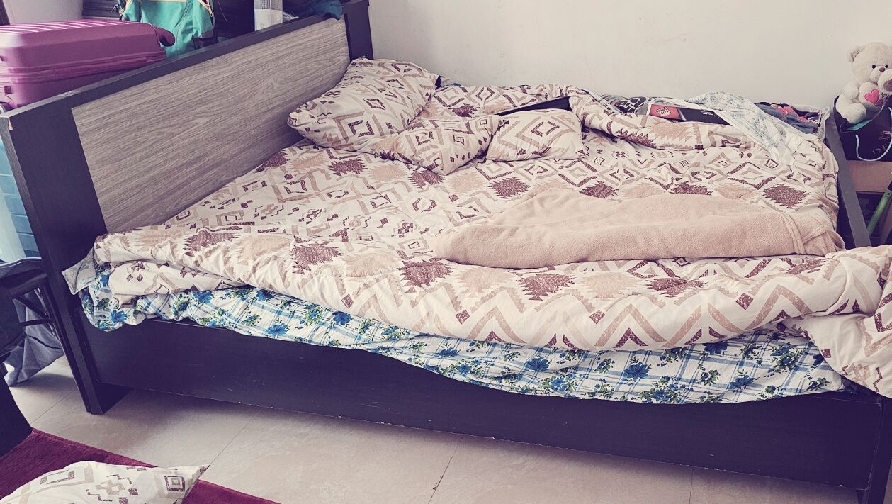 Hidd, Furniture, Sofa, Dining Table, Gas, King Size Bed, Wardrob