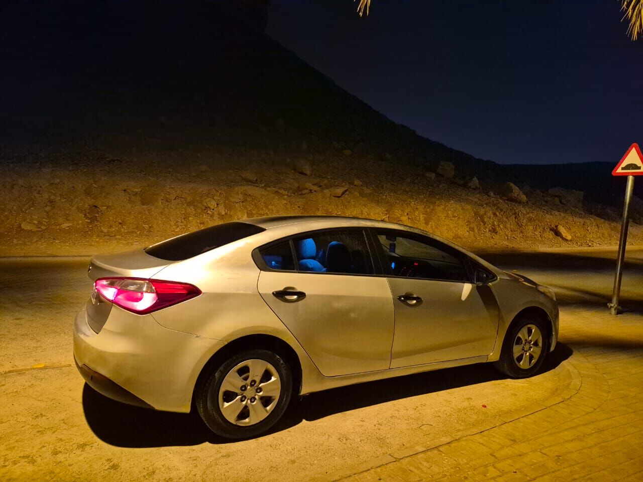 Riyadh, Vehicles, Cars & Trucks , SAR 25,  Kia Cerato,  2015,  Automatic,  260 KM,    Used