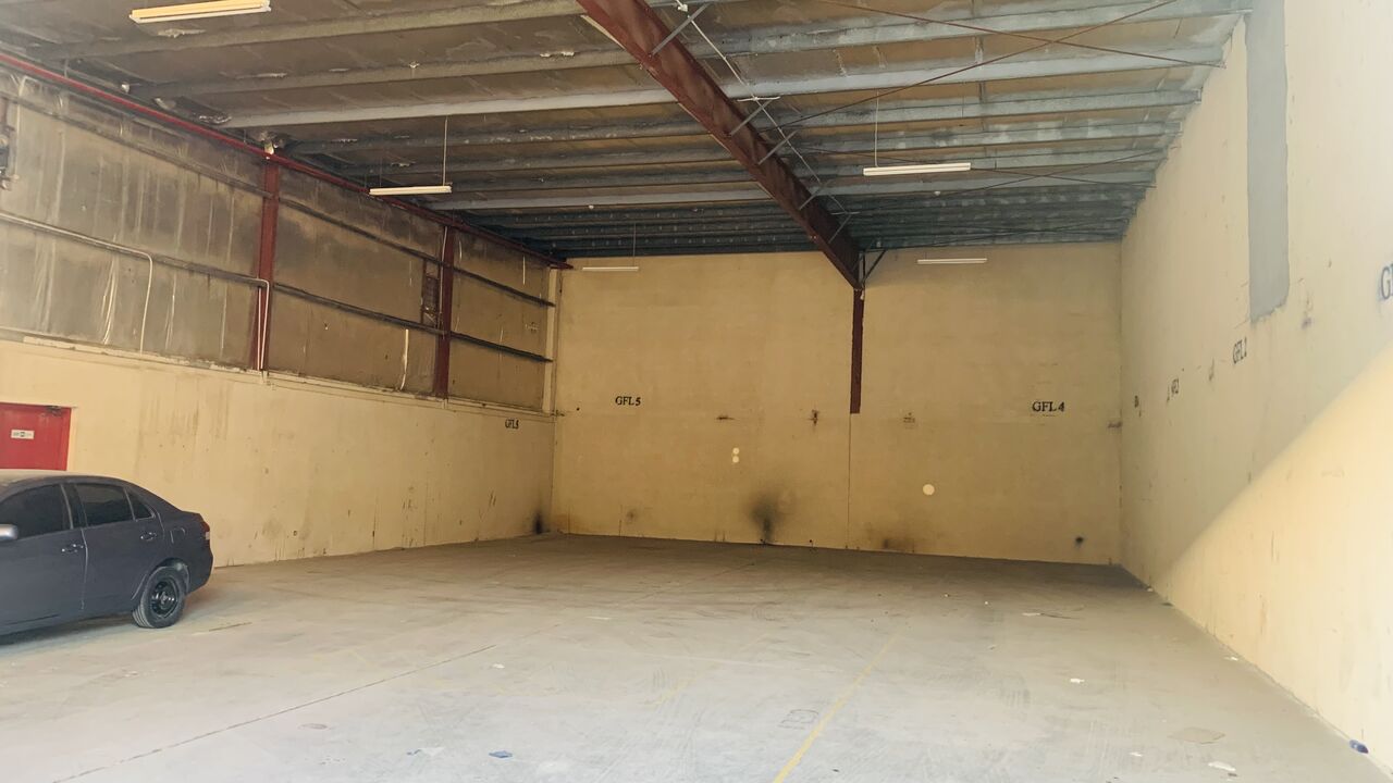Salmabad, Warehouses, BHD 800,  320 Sq. Meter,  Salmabad Area Warehouse Available For Rent