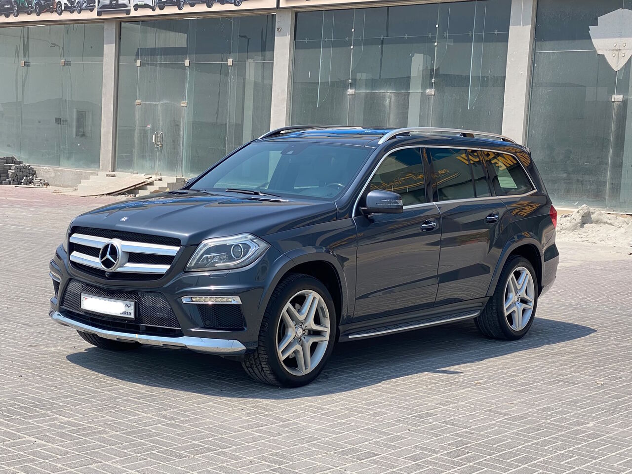 Manama, Vehicles, Cars & Trucks , BHD 5400,  Mercedes Benz GL-500,  2013,  Automatic,  104600 KM,   /  (Grey)