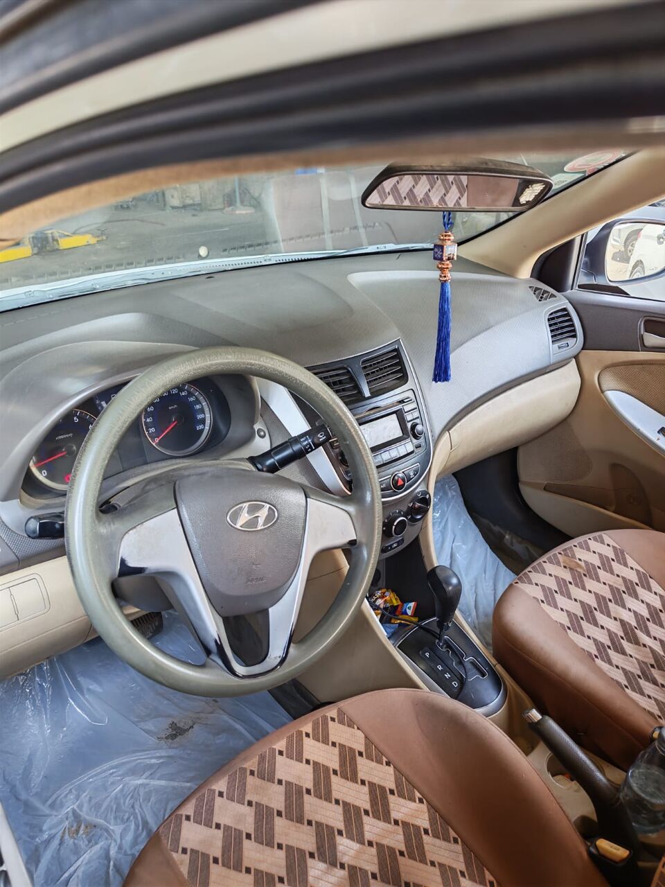 Riyadh, Vehicles, Cars & Trucks , SAR 16000,  Hyundai Accent,  2014,  Automatic,  378000 KM,  16000 Sar  To Sale Urgent!!!!