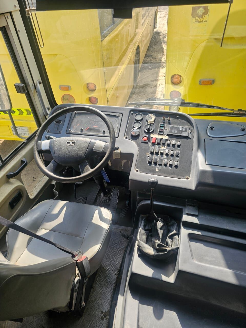 Riyadh, Logistics, Ashok Leyland And Tata Buses (2025–2026 باصات اشوك ليلاند وتاتا موديل 2026-2025 لل