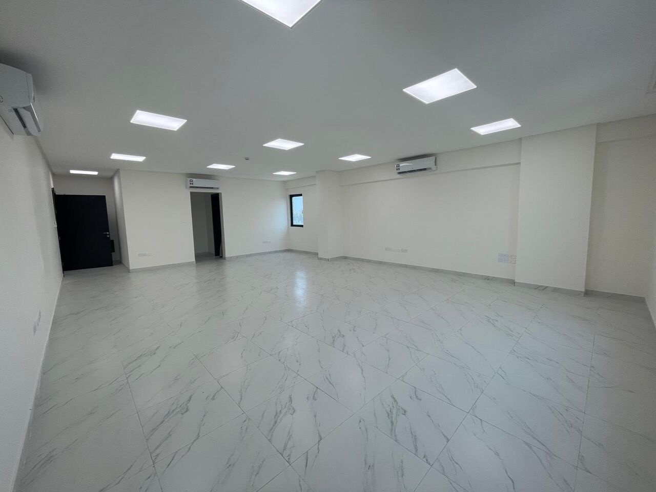 Adliya, Apartments, Flats, Houses & Villas, BHD 450/month,  Office For Rent In Adliya New Building
