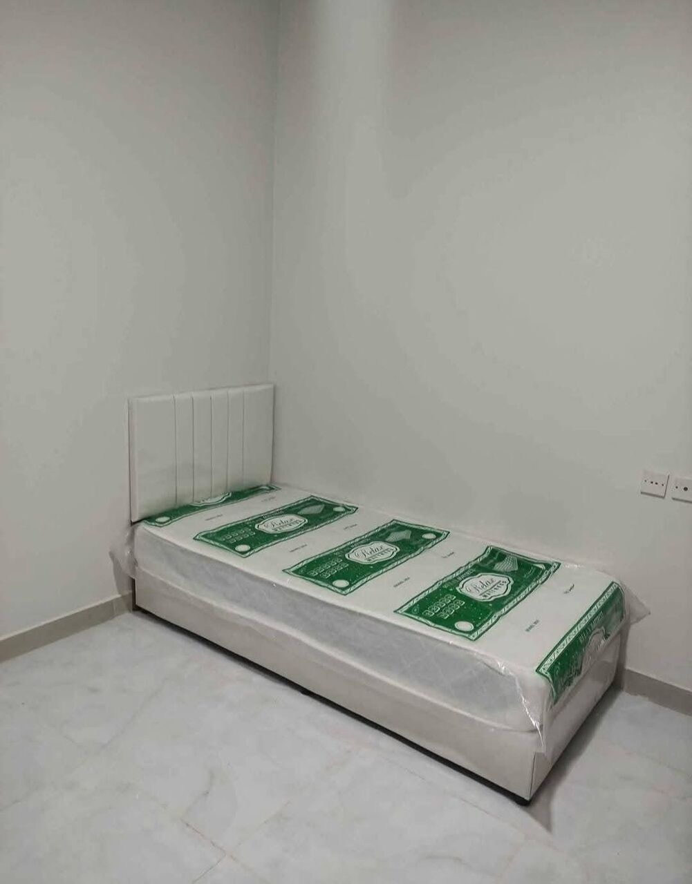Riyadh, Household Items, SAR 11,  BED + MATTRESS SALE  Bed With Mattress