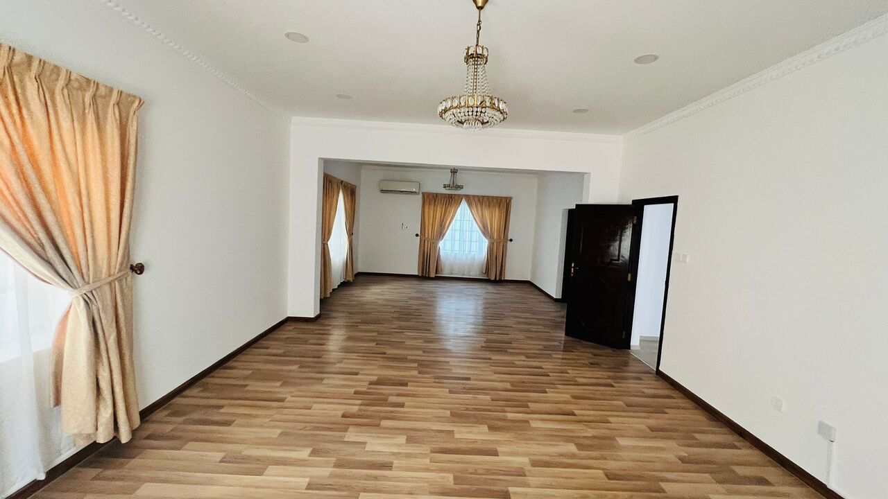 Salmaniya, Villas, BHD 630,  FULLY RENOVATED PRIVATE VILLA FOR RENT IN SALMANIYA