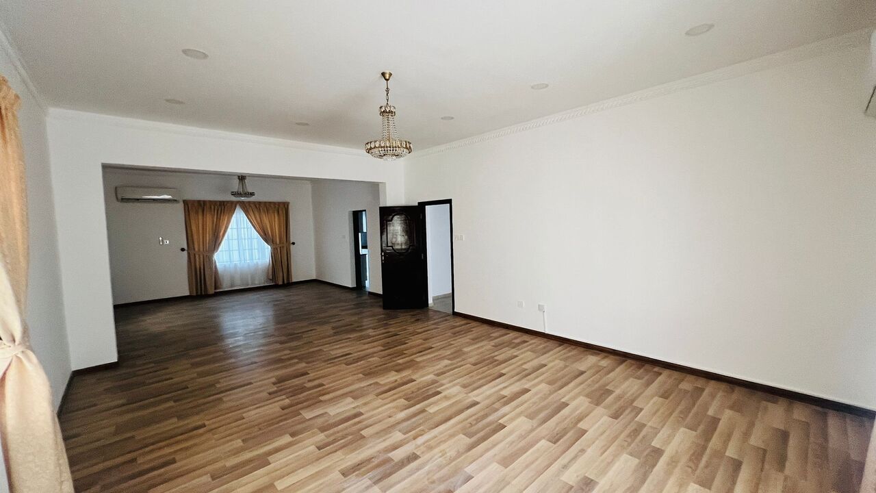 Salmaniya, Villas, BHD 630,  FULLY RENOVATED PRIVATE VILLA FOR RENT IN SALMANIYA