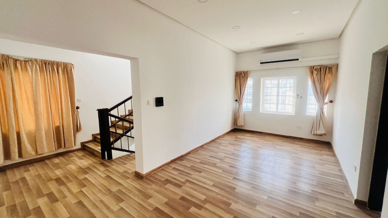 Salmaniya, Villas, BHD 630,  FULLY RENOVATED PRIVATE VILLA FOR RENT IN SALMANIYA