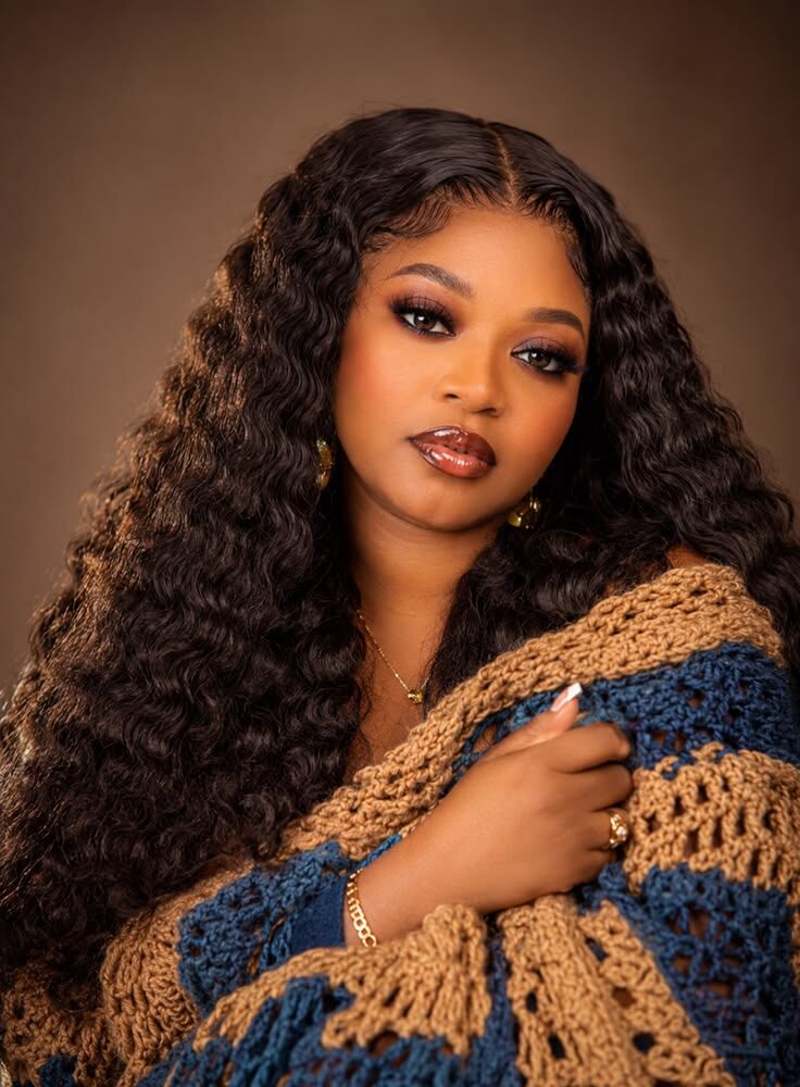 Boston, Business, Shop 4x4 Lace Closures