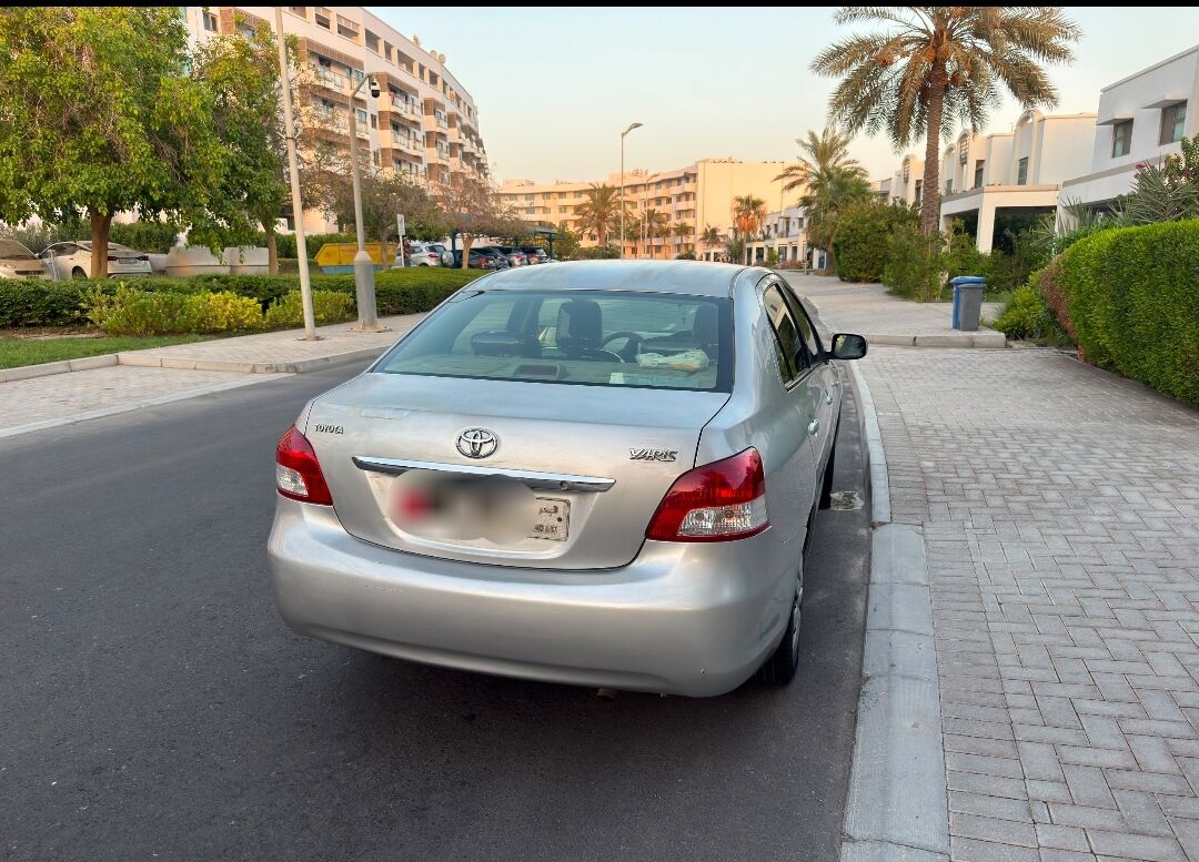 Hidd, Vehicles, Cars & Trucks , BHD 2000,  Toyota Yaris,  2013,  Automatic,  176000 KM,    Good Condition