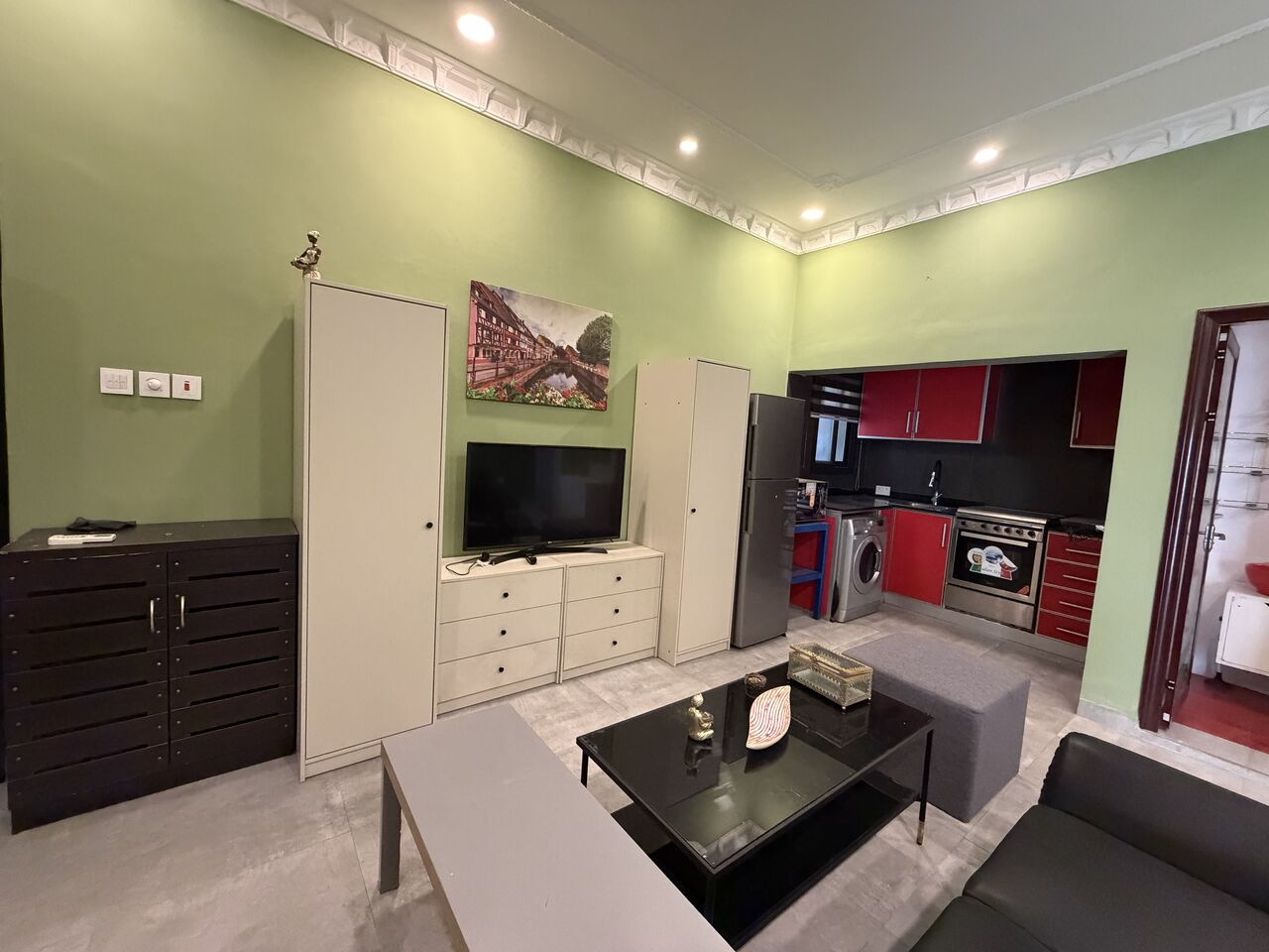 Adliya, Apartments, Flats, Houses & Villas, BHD 185/month,  Furnished,  Studio,  200 Sq. Meter,  Fully Furnished Studio Flat For Rent