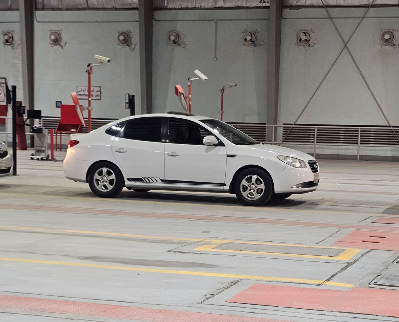 Riyadh, Vehicles, Cars & Trucks , SAR 18000,  Hyundai Elantra,  2011,  Automatic,  272 KM,    With Sunroof For Sale...