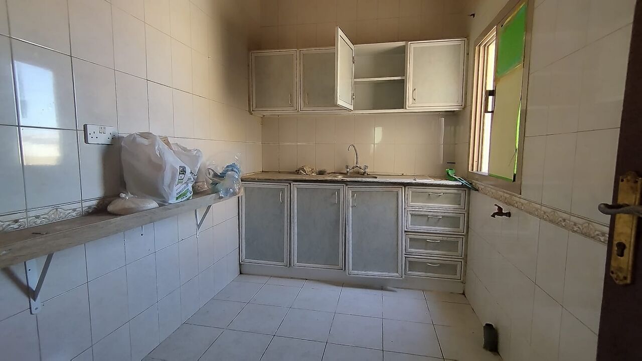 Tubli, Apartments, Flats, Houses & Villas, BHD 110/year,  2 BR,  Tubli:- Rooftop 2Bhk Unfurnished Flat On Rent..