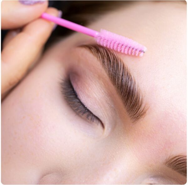 New York, Beautician, Expert Brow Care For Beautiful, Defined Brows