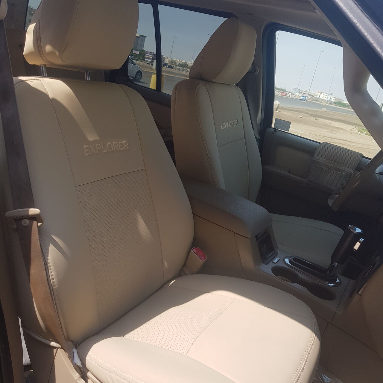 Yanbu, Vehicles, Cars & Trucks , SAR 15000,  Ford Explorer,  2010,  Automatic,  457460 KM,