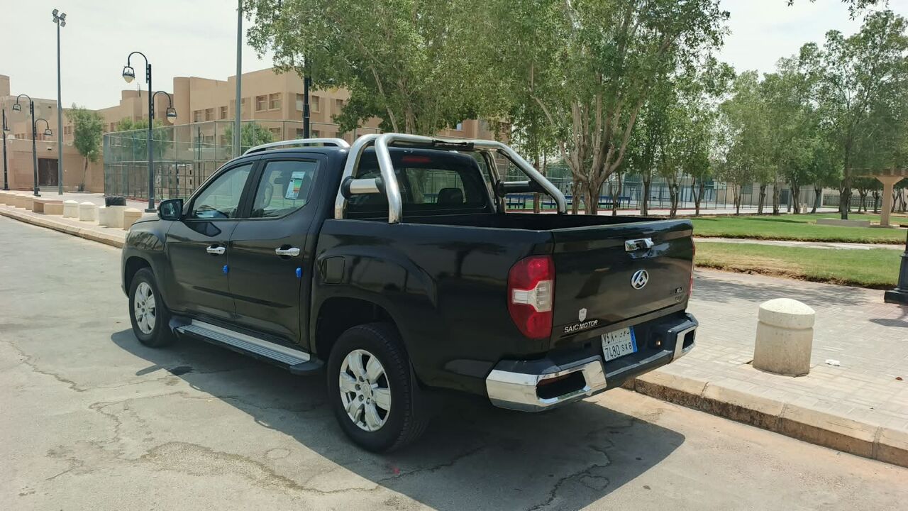 Riyadh, Vehicles, Cars & Trucks , SAR 50,  Maxus T60,  2022,  Automatic,  217 KM,    4x4  Double Cabin For Sale 50k